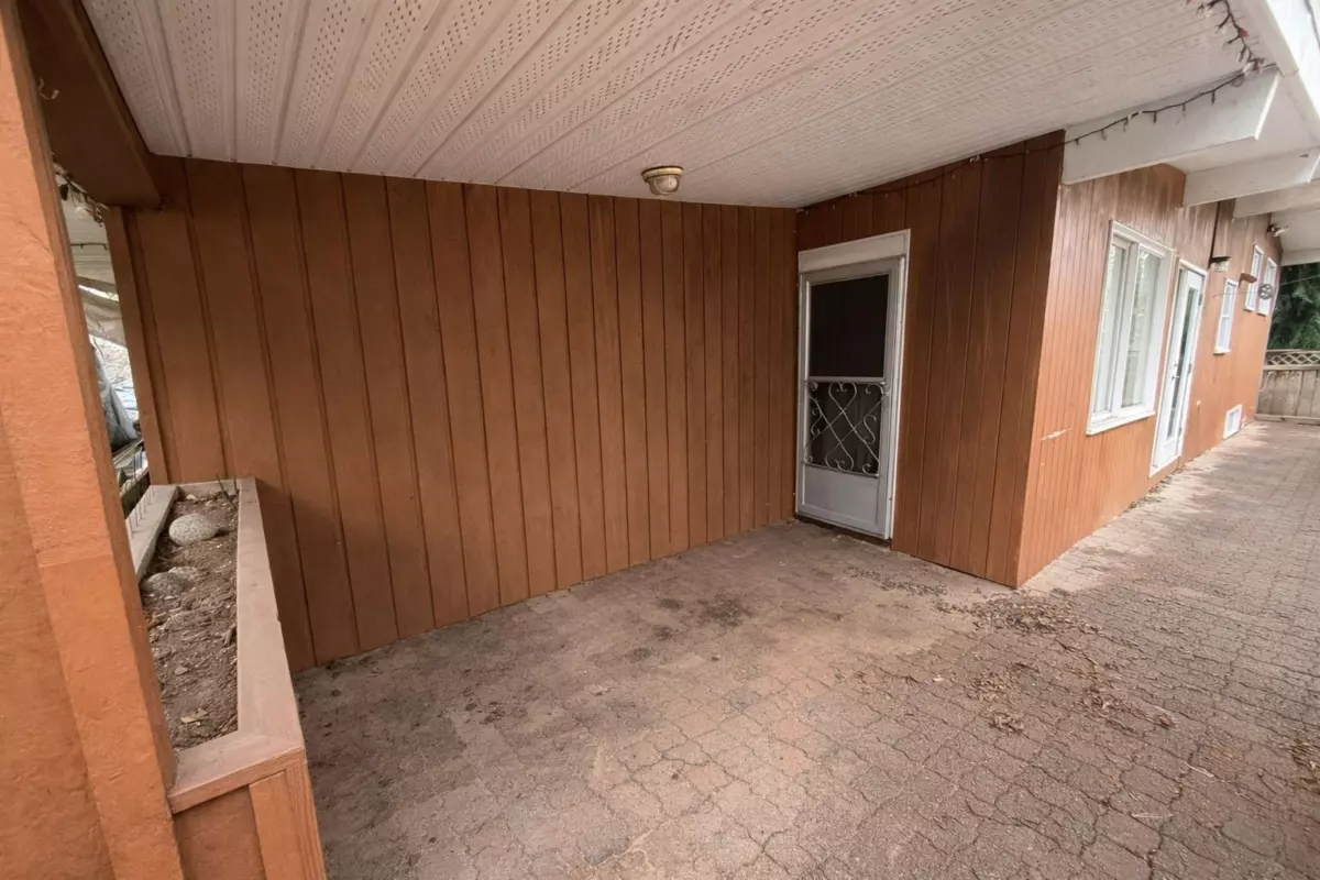 Dining Area Photo of 362 Seaforth Crescent, Coquitlam, BC