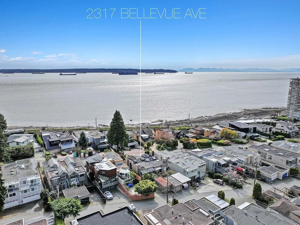 Exterior Front Photo of 2317 Bellevue Avenue, West Vancouver, BC