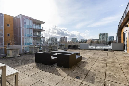 Swimming Pool Photo of 10 7708 Alderbridge Way, Richmond, BC