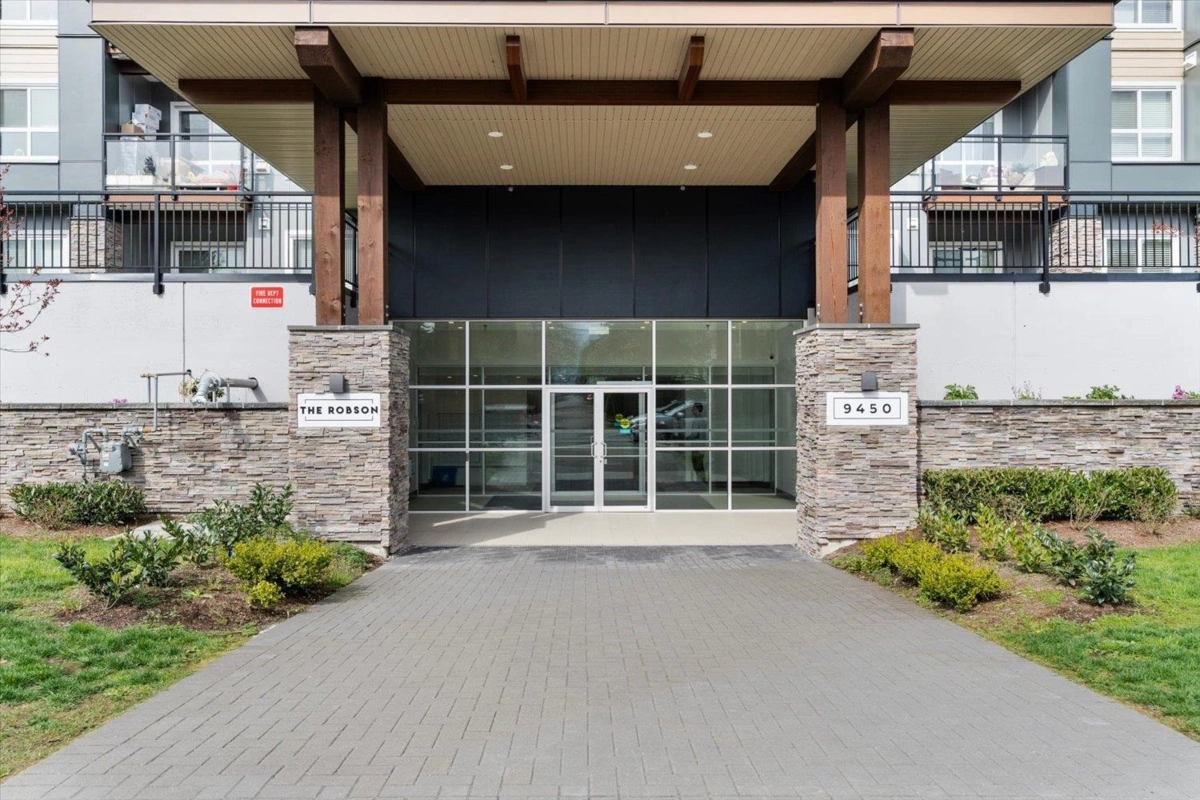 Exterior Rear Photo of 112 9450 Robson Street, Chilliwack, BC