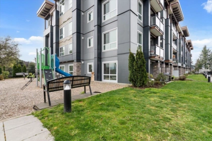 Swimming Pool Photo of 112 9450 Robson Street, Chilliwack, BC