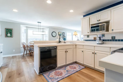 Laundry Room Photo of 7930 144 Street, Surrey, BC