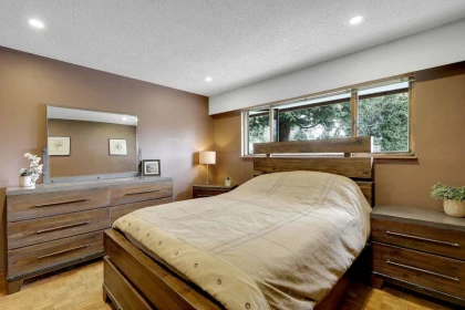 Basement Recreation Room Photo of 10977 Wren Crescent, Surrey, BC