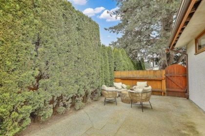 Hot Tub / Spa Photo of 10977 Wren Crescent, Surrey, BC