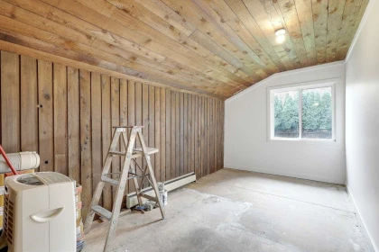 Mudroom Photo of 10977 Wren Crescent, Surrey, BC