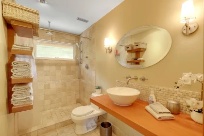 Powder Room Photo of 10977 Wren Crescent, Surrey, BC