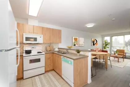 PH10 2973 Kingsway, Vancouver, BC, Vancouver — Apartment/Condo for sale