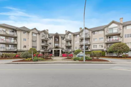 401 45520 Knight Road, Chilliwack, BC, Chilliwack — Apartment/Condo for sale