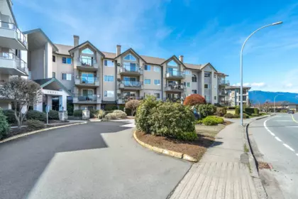 401 45520 Knight Road, Chilliwack, BC, Chilliwack — Apartment/Condo for sale