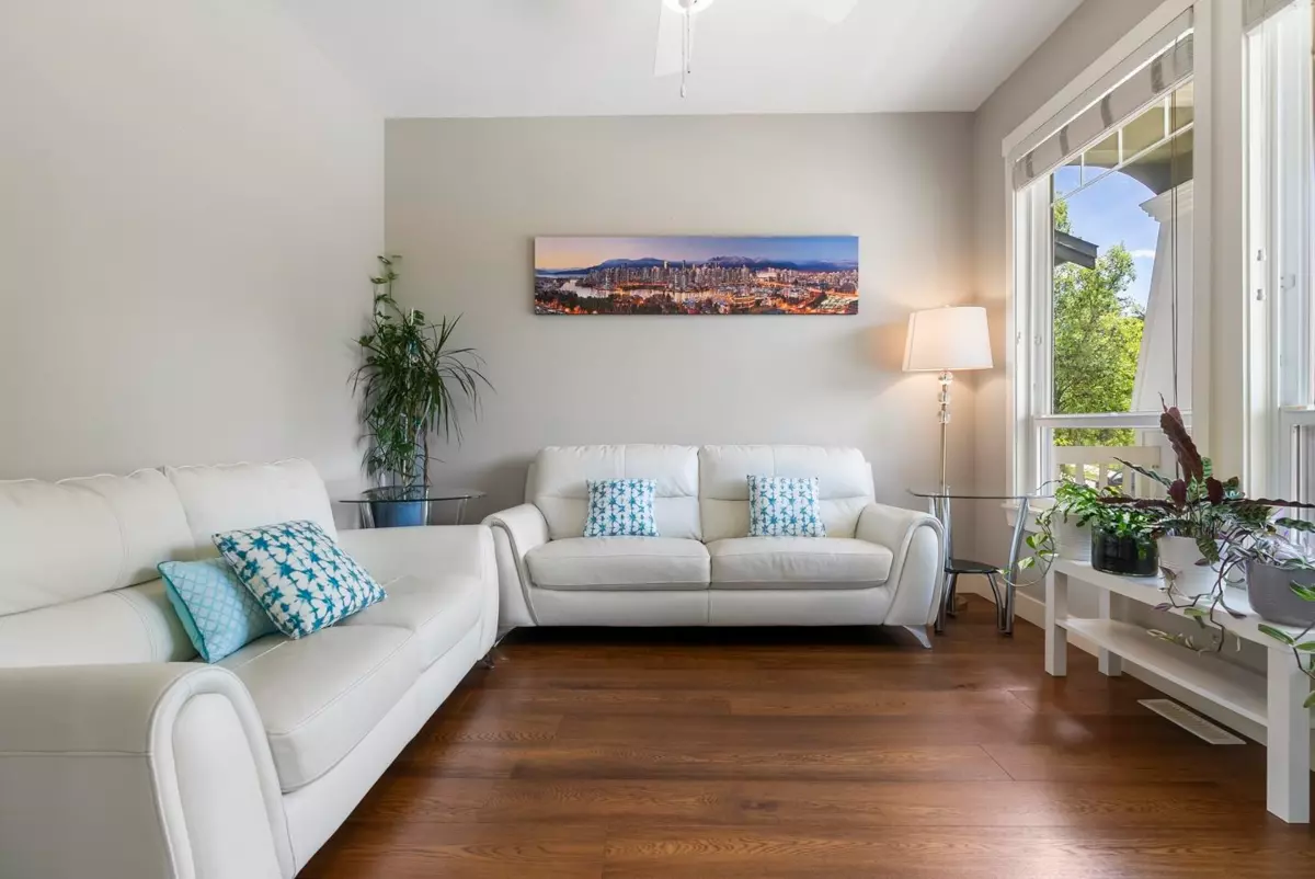 Dining Area Photo of 23359 Kanaka Way, Maple Ridge, BC