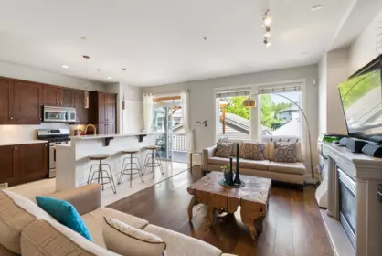 Primary Bedroom Photo of 23359 Kanaka Way, Maple Ridge, BC