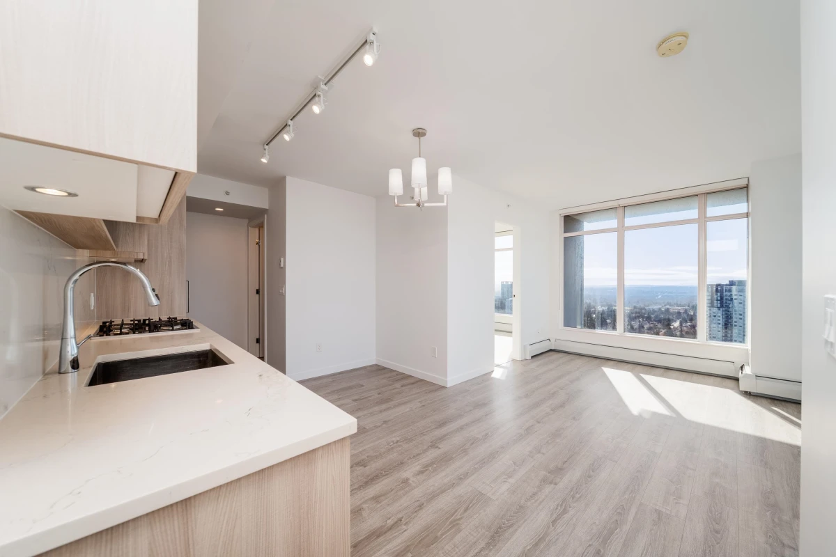 Family Room Photo of 3511 13350 Central Avenue, Surrey, BC