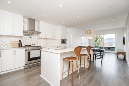 Breakfast Nook Photo of 502 4477 Hastings Street, Burnaby, BC