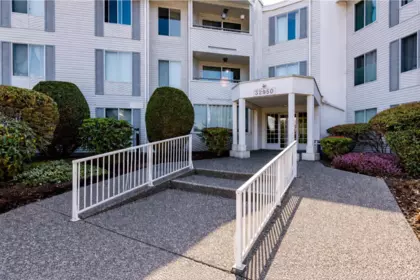 107 32950 Amicus Place, Abbotsford, BC, Abbotsford — Apartment/Condo for sale
