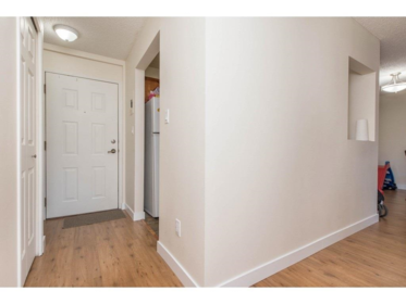 Walk-In Closet Photo of 107 32950 Amicus Place, Abbotsford, BC