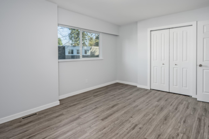 Entry Foyer Photo of 48 21555 Dewndey Trunk Road, Maple Ridge, BC