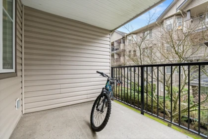 Office / Den Photo of 204 5454 198 Street, Langley, BC