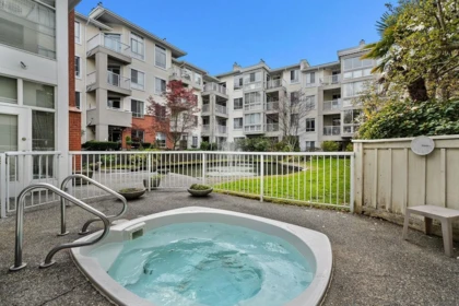 Basement Recreation Room Photo of 409 360 E 36 Avenue, Vancouver, BC