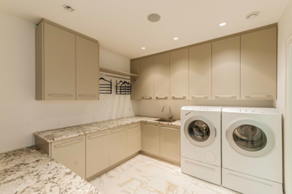 Hot Tub / Spa Photo of 3875 W 36th Avenue, Vancouver, BC