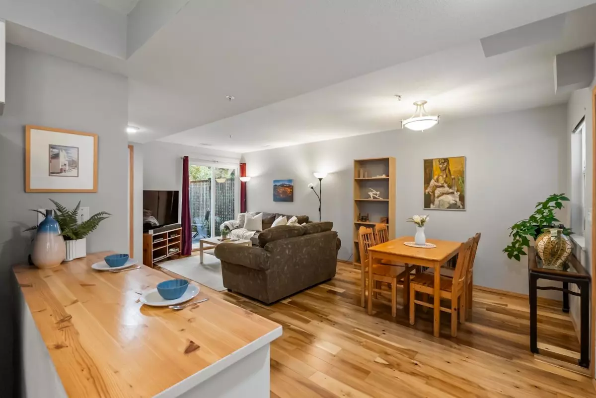 Kitchen Photo of 22 20543 96 Avenue, Langley, BC