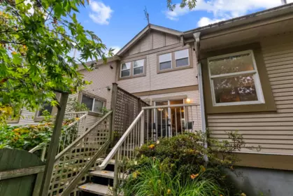 Front Yard Photo of 22 20543 96 Avenue, Langley, BC
