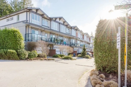 5992 Oldmill Lane, Sechelt, BC, Sechelt — Townhouse for sale