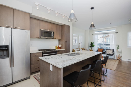 Kitchen Photo of 5992 Oldmill Lane, Sechelt, BC