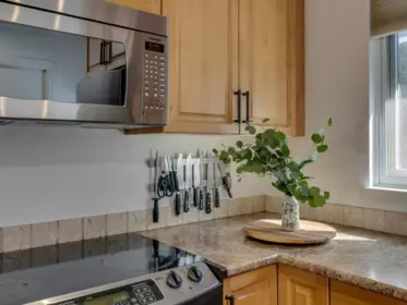 160 W 12th Street, North Vancouver, BC, North Vancouver — Townhouse for sale