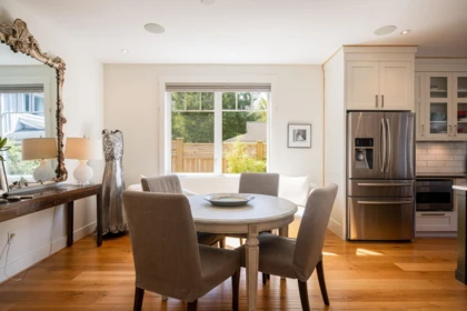 Breakfast Nook Photo of 1141 Lenora Road, Bowen Island, BC