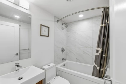 Walk-In Closet Photo of 33 720 E 3rd Street, North Vancouver, BC