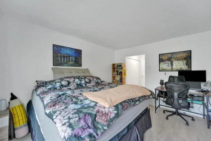 Basement Recreation Room Photo of 304 9847 Manchester Drive, Burnaby, BC