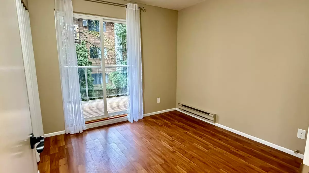 Dining Area Photo of 104 11963 223 Street, Maple Ridge, BC