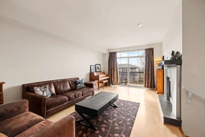 Kitchen Photo of 51 Fernway Drive, Port Moody, BC