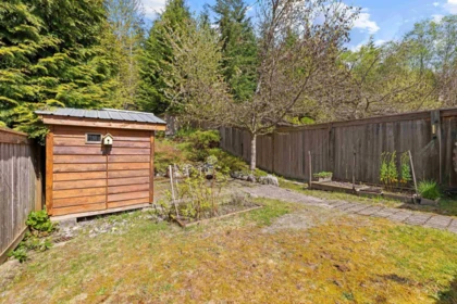 Swimming Pool Photo of 51 Fernway Drive, Port Moody, BC