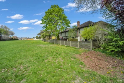 Outdoor Deck Photo of 2 8311 Saunders Road, Richmond, BC
