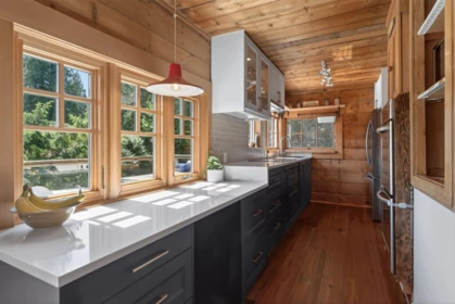 Breakfast Nook Photo of 1371 Borthwick Road, North Vancouver, BC