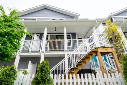 Backyard Photo of 4 789 Ota Avenue, New Westminster, BC