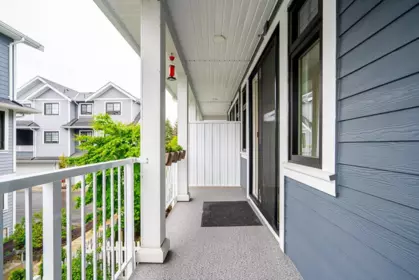 Hallway Photo of 4 789 Ota Avenue, New Westminster, BC