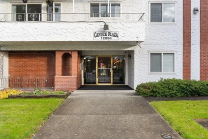 Office / Den Photo of 212 12096 222 Street, Maple Ridge, BC