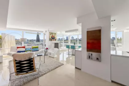 Office / Den Photo of 606 1288 Marinaside Crescent, Vancouver, BC