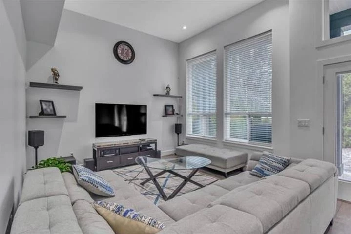 Living Room Photo of 1892 King George Boulevard, Surrey, BC