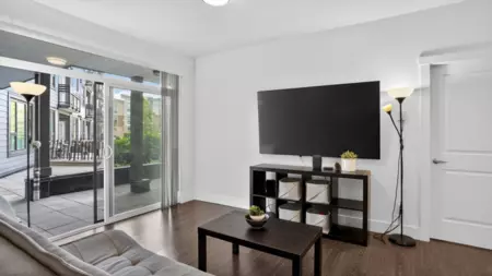 Kitchen Photo of 201 9983 E Barnston Drive Street, Surrey, BC