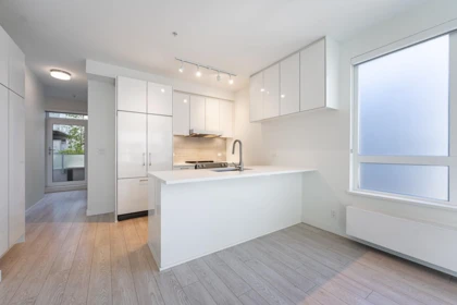 Breakfast Nook Photo of 204 711 W 14th Street, North Vancouver, BC