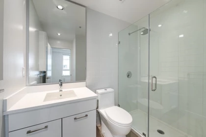 Powder Room Photo of 204 711 W 14th Street, North Vancouver, BC