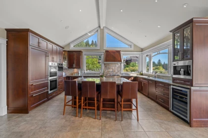 Breakfast Nook Photo of 5168 Redonda Drive, North Vancouver, BC
