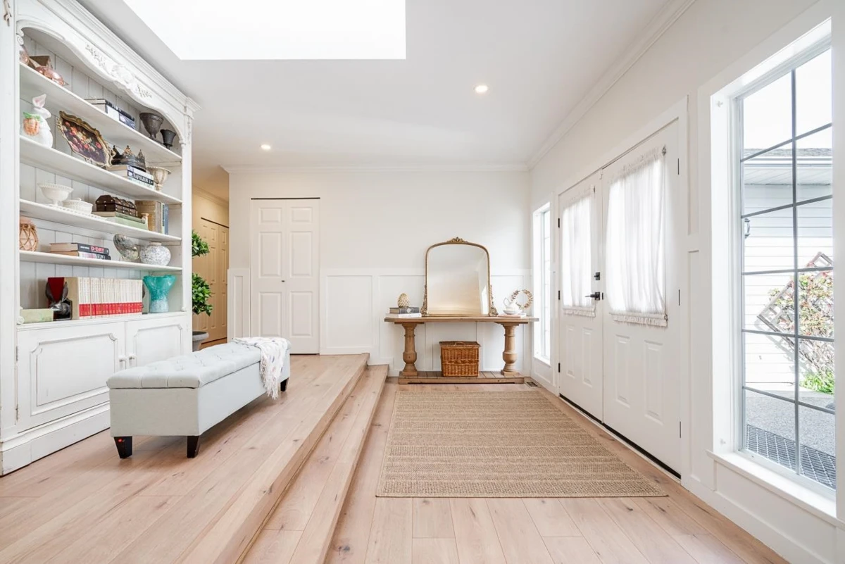 Family Room Photo of 5935 169a Street, Surrey, BC