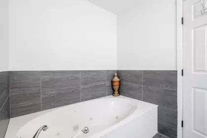 Hallway Photo of 5935 169a Street, Surrey, BC