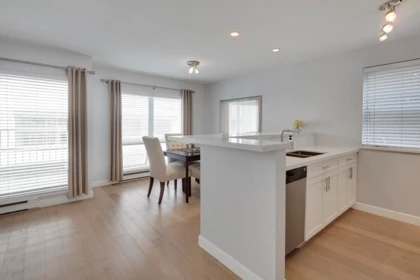 Breakfast Nook Photo of 203 985 W 10th Avenue, Vancouver, BC