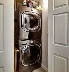 Mudroom Photo of 203 985 W 10th Avenue, Vancouver, BC