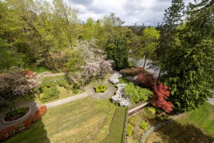 Garden / Landscaping Photo of 804 2041 Bellwood Avenue, Burnaby, BC